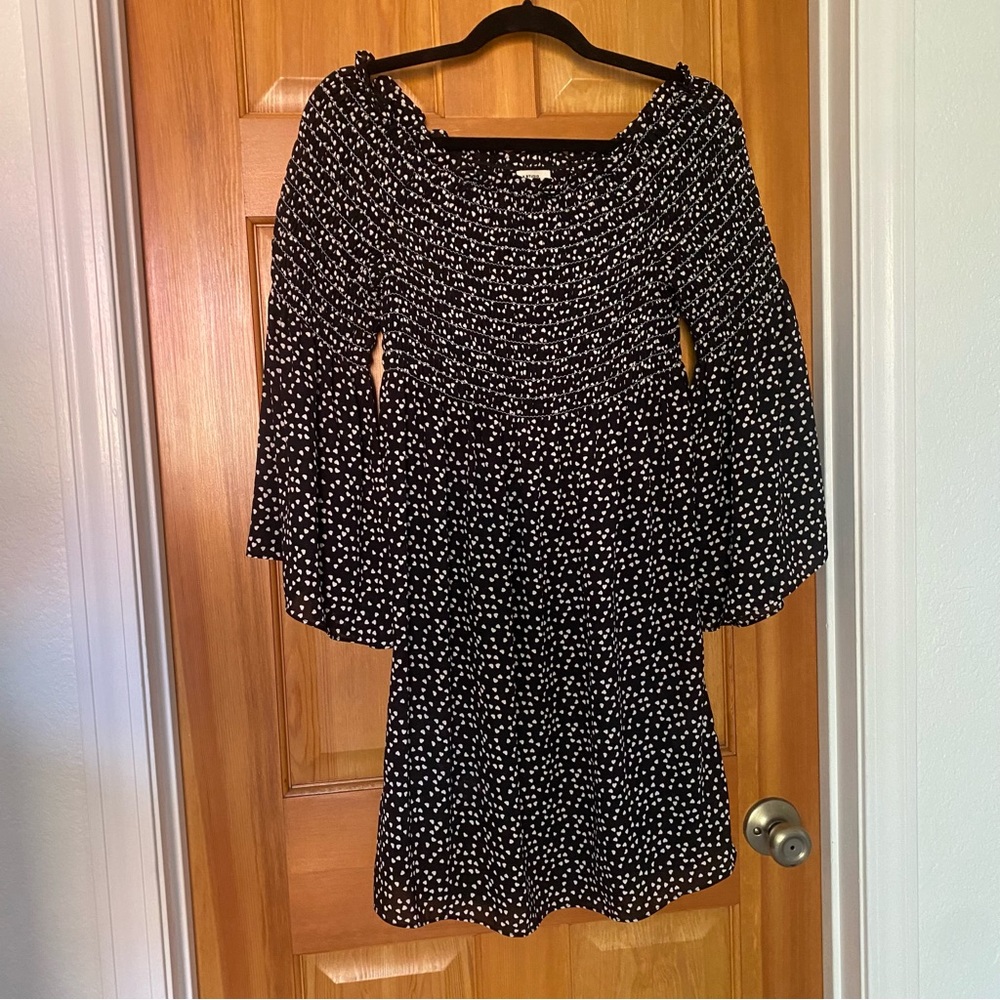 Max Studio off-the-shoulder heart print dress size M